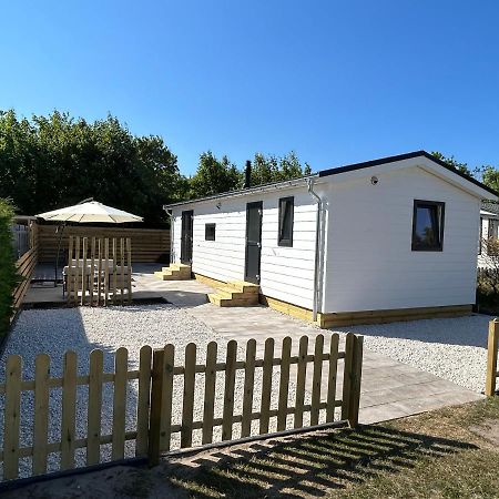 Breezy Beach Chalet Petten Kültér fotó