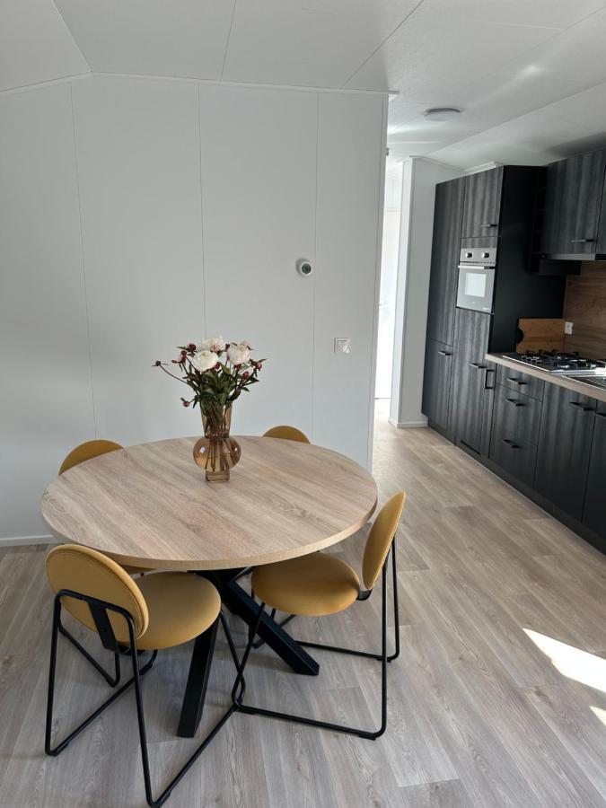 Breezy Beach Chalet Petten Kültér fotó