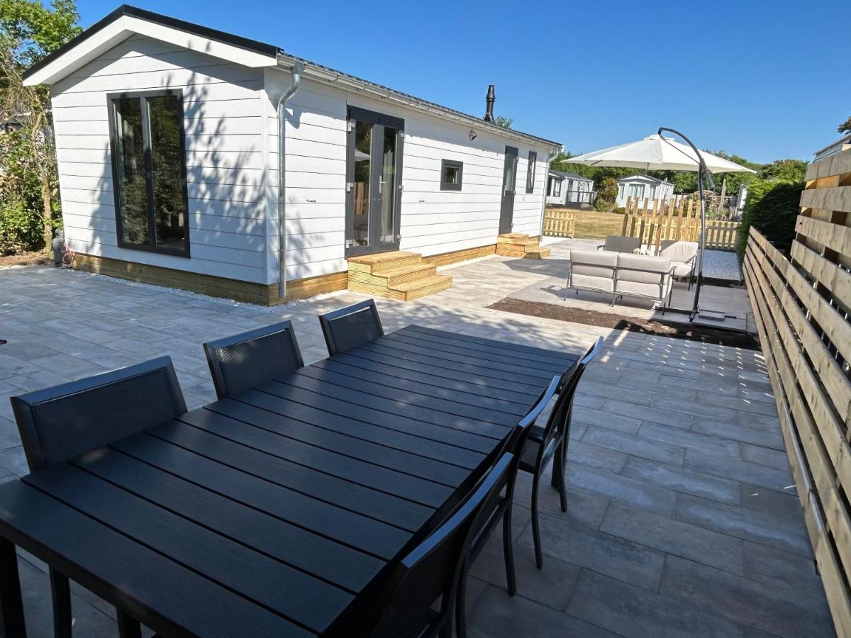 Breezy Beach Chalet Petten Kültér fotó