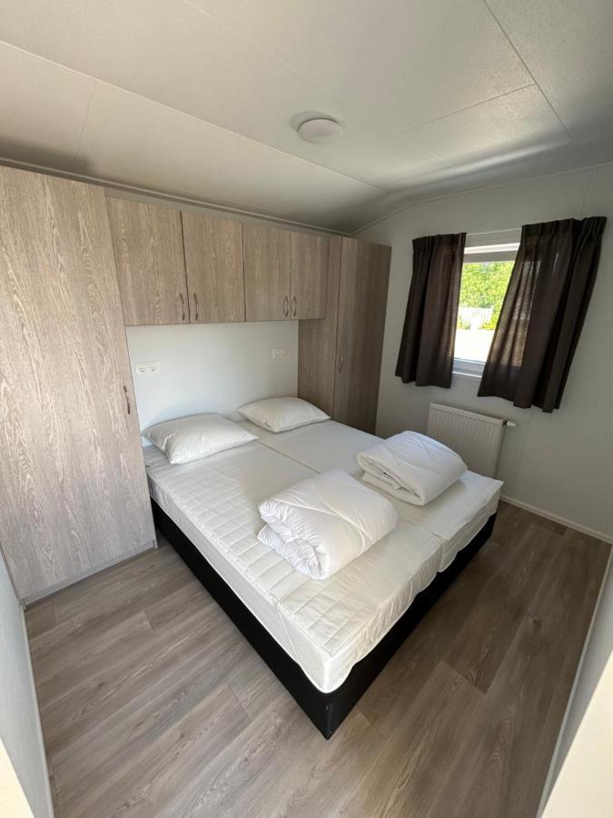 Breezy Beach Chalet Petten Kültér fotó