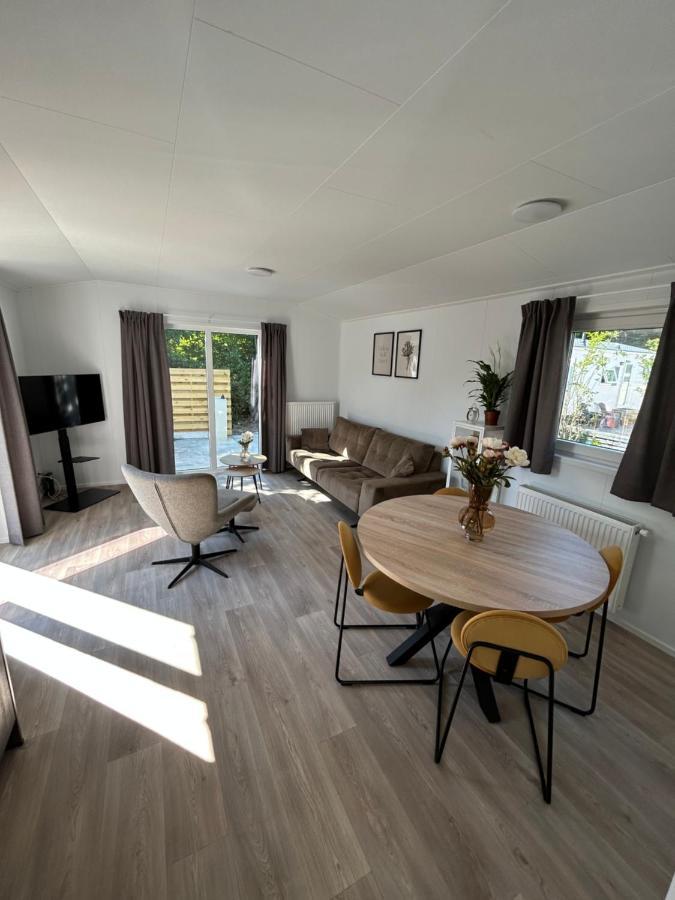 Breezy Beach Chalet Petten Kültér fotó